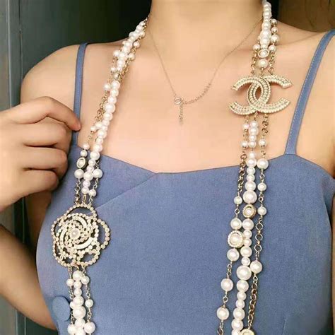 sopha dopha chanel necklace|Chanel dress necklace.